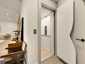 6916 Carmichael Avenue, Bethesda MD 20817