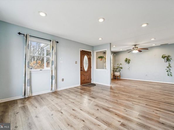 566 Linden Street, Bristol PA 19007