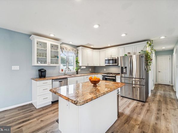 566 Linden Street, Bristol PA 19007