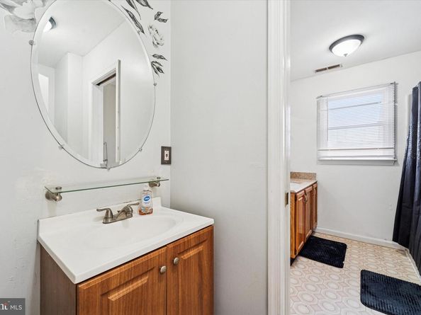 566 Linden Street, Bristol PA 19007