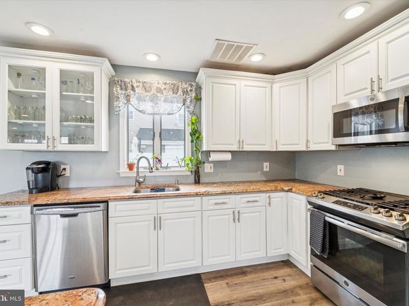 566 Linden Street, Bristol PA 19007