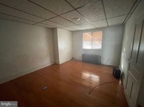 2324 S 9TH Street, Philadelphia PA 19148