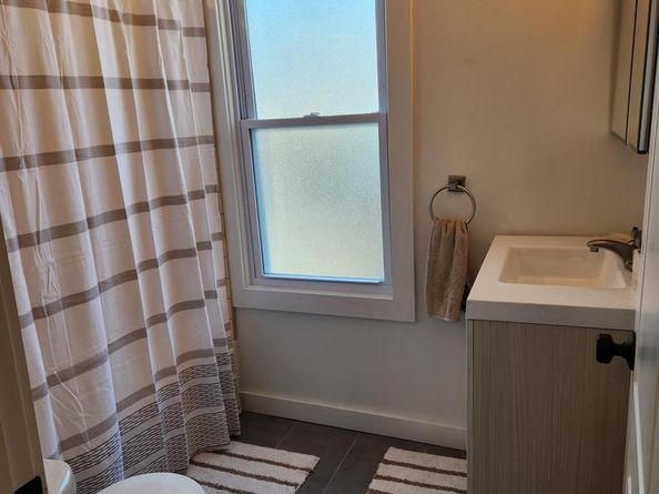 1247 S Newkirk Street S, Philadelphia PA 19146