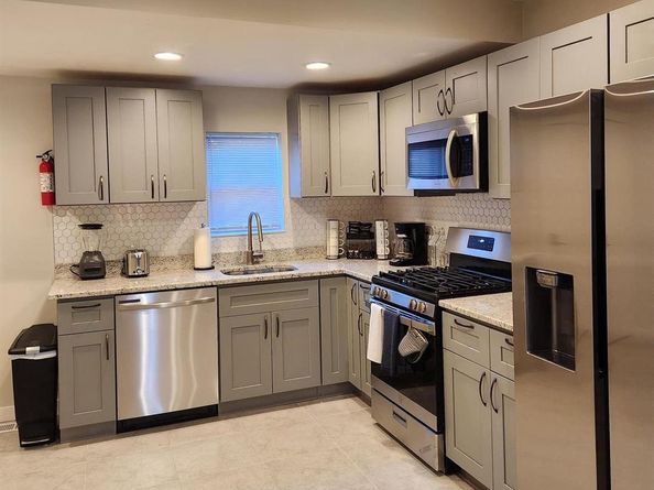 1247 S Newkirk Street S, Philadelphia PA 19146