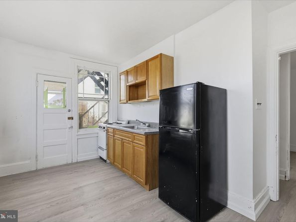 37 E Stratford Avenue, Lansdowne PA 19050