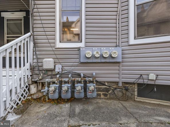 37 E Stratford Avenue, Lansdowne PA 19050