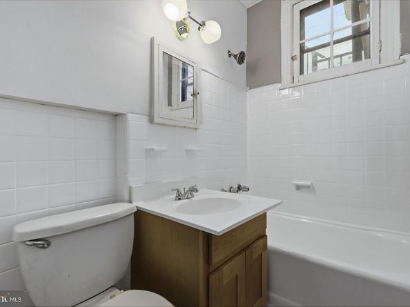 37 E Stratford Avenue, Lansdowne PA 19050