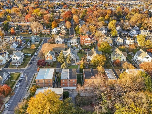 37 E Stratford Avenue, Lansdowne PA 19050