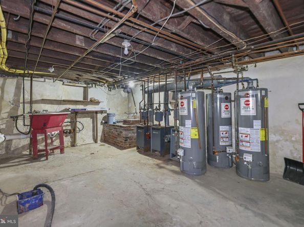 37 E Stratford Avenue, Lansdowne PA 19050