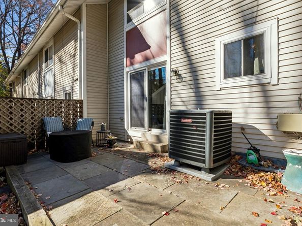 7864 Archbold Terrace, Cabin John MD 20818