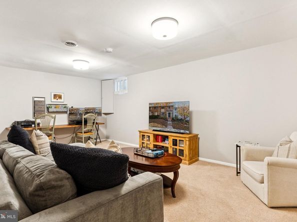 7864 Archbold Terrace, Cabin John MD 20818