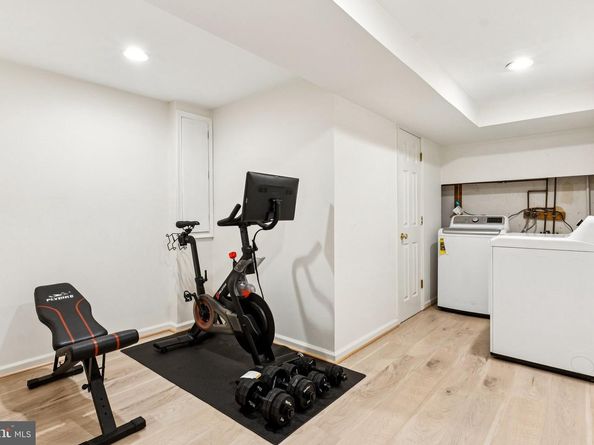 7864 Archbold Terrace, Cabin John MD 20818