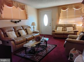 27 Concord Road, Darby PA 19023