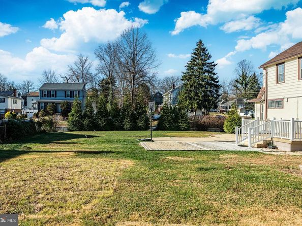 101 S Glenwood Avenue, Aldan PA 19018