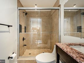 101 S Glenwood Avenue, Aldan PA 19018