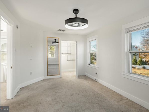 101 S Glenwood Avenue, Aldan PA 19018