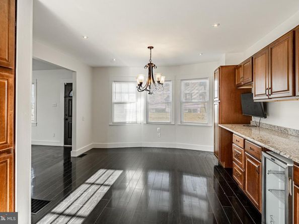 101 S Glenwood Avenue, Aldan PA 19018