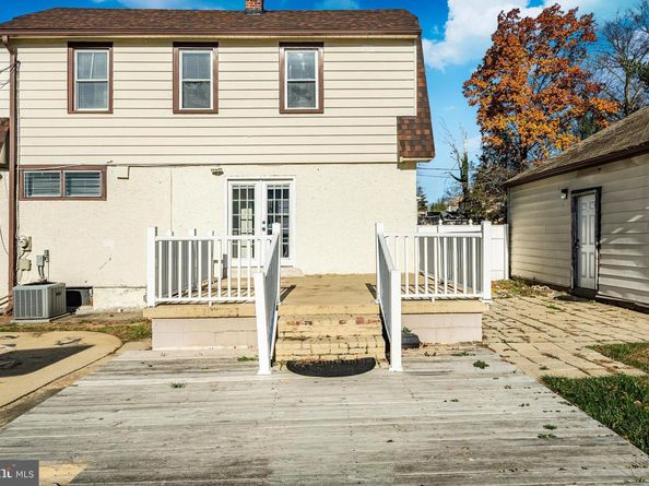 101 S Glenwood Avenue, Aldan PA 19018