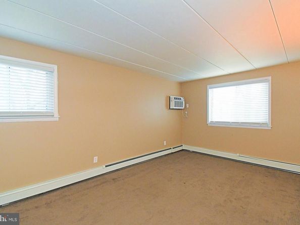 1575 W Street Road 232, Warminster PA 18974