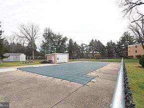 1575 W Street Road 232, Warminster PA 18974