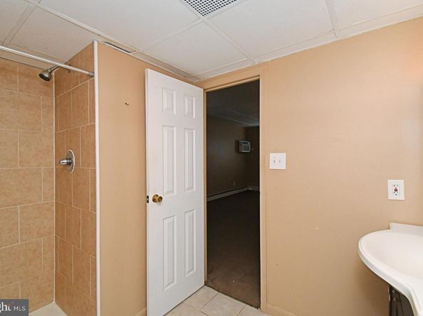 1575 W Street Road 232, Warminster PA 18974