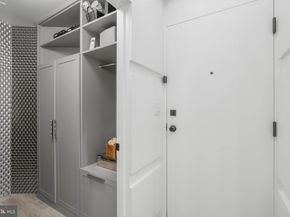 219 S 18TH Street 710, Philadelphia PA 19103