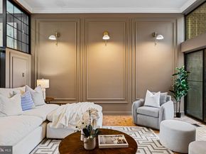 242 Locust Street, Philadelphia PA 19106