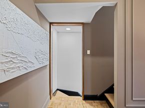 242 Locust Street, Philadelphia PA 19106