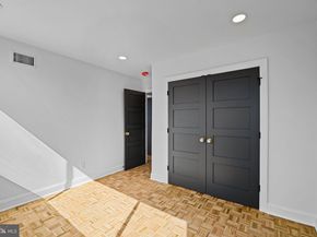 242 Locust Street, Philadelphia PA 19106