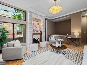 242 Locust Street, Philadelphia PA 19106