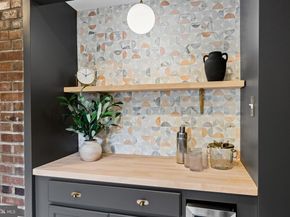 242 Locust Street, Philadelphia PA 19106