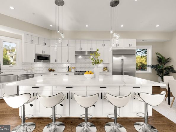 3015 26TH Street NE, Washington DC 20018