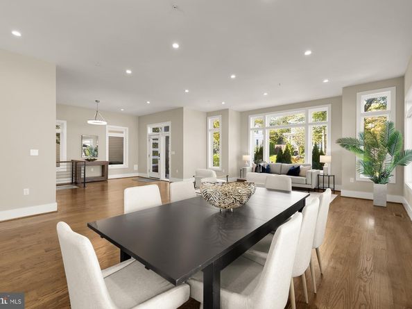 3015 26TH Street NE, Washington DC 20018