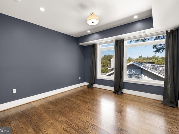 3015 26TH Street NE, Washington DC 20018