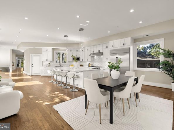 3015 26TH Street NE, Washington DC 20018