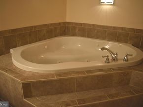 1823 S 17TH Street, Philadelphia PA 19145