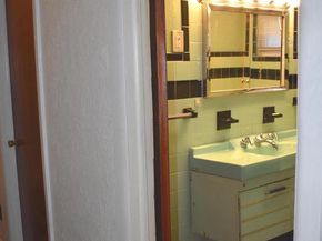 1823 S 17TH Street, Philadelphia PA 19145