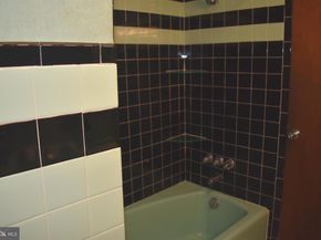 1823 S 17TH Street, Philadelphia PA 19145