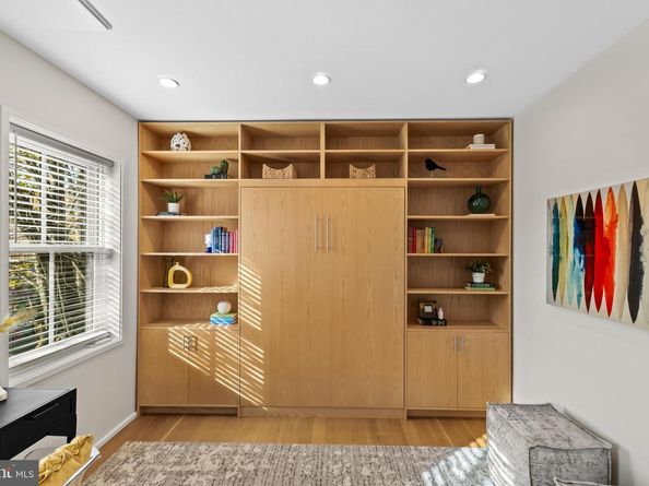 1231 Lombard Street, Philadelphia PA 19147