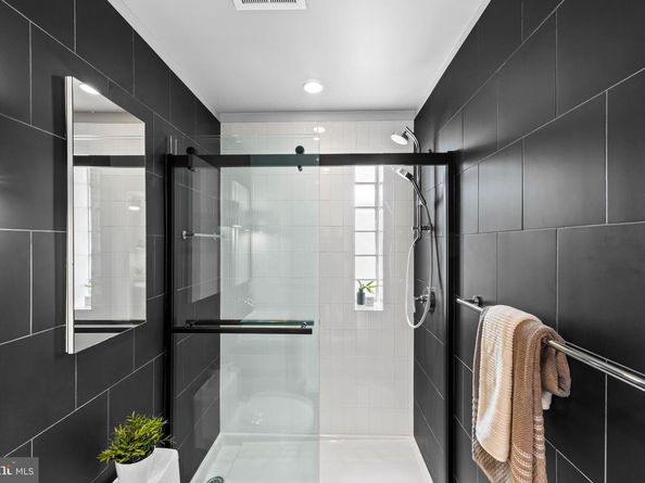 1231 Lombard Street, Philadelphia PA 19147