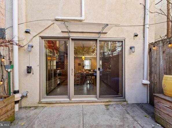 1231 Lombard Street, Philadelphia PA 19147