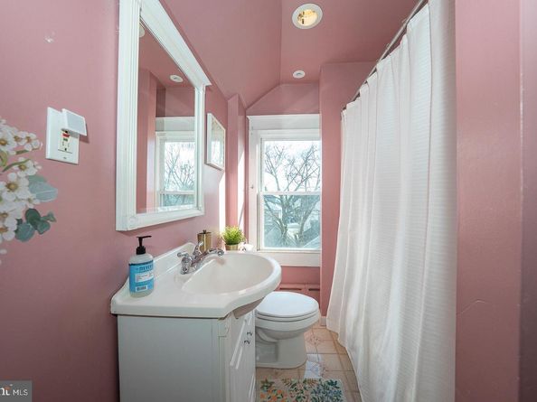 139 Campbell Avenue, Havertown PA 19083