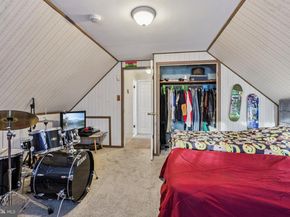 47 Plumbridge Drive, Levittown PA 19056