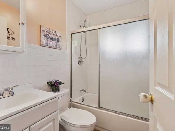 47 Plumbridge Drive, Levittown PA 19056