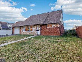 47 Plumbridge Drive, Levittown PA 19056