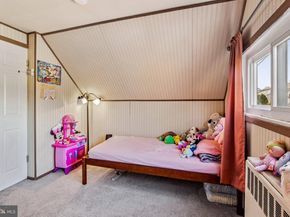 47 Plumbridge Drive, Levittown PA 19056