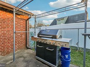 47 Plumbridge Drive, Levittown PA 19056