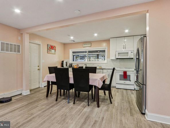 47 Plumbridge Drive, Levittown PA 19056