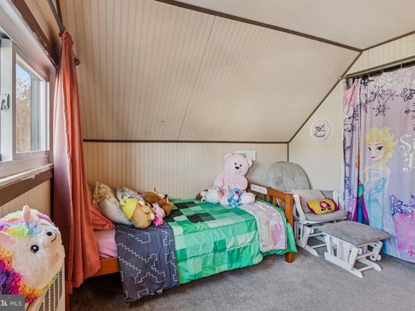 47 Plumbridge Drive, Levittown PA 19056