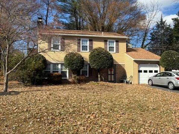 1716 Sadlers Wells Drive, Herndon VA 20170